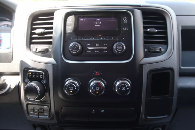 Vehicle image 19 of 53