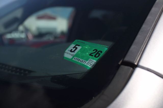 Vehicle image 47 of 53