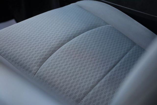 Vehicle image 21 of 53