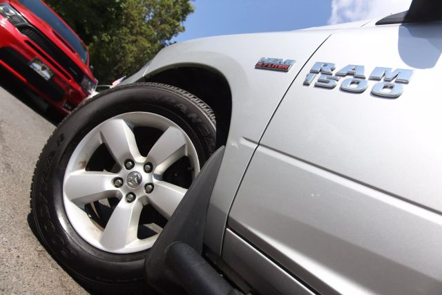 Vehicle image 40 of 53