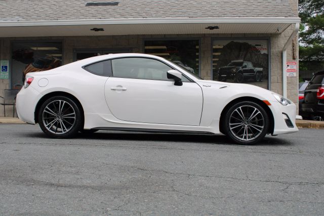 2016 Scion FR-S Release Series 2.0 Image 2 of 29