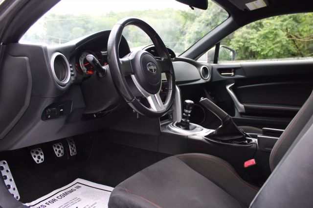 2016 Scion FR-S Release Series 2.0 Image 17 of 29