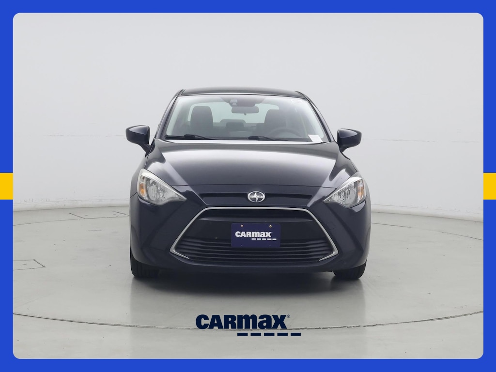 2016 Scion iA Base Image 2 of 22