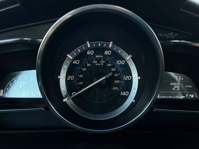 Vehicle image 15 of 34