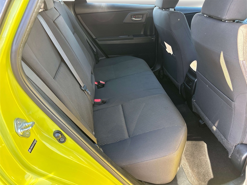 Vehicle image 10 of 30