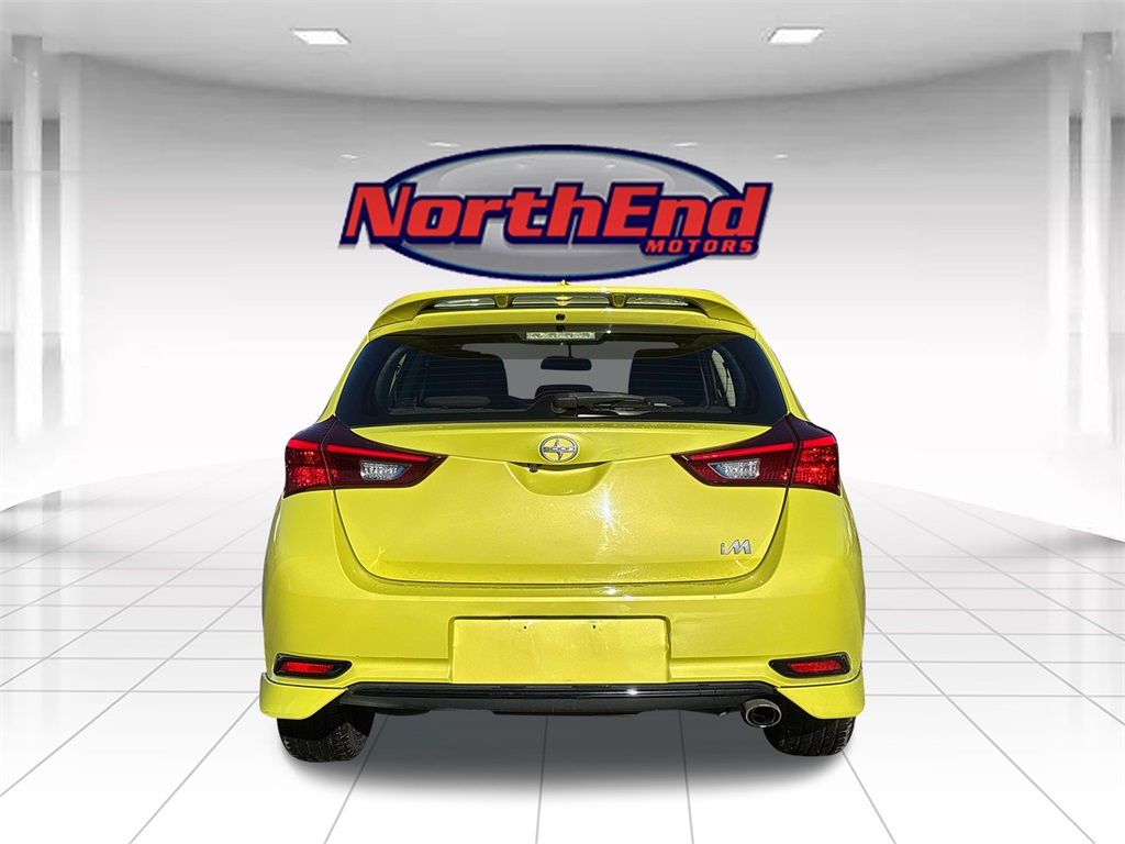 Vehicle image 3 of 30