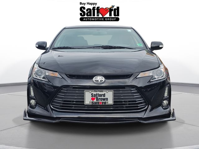2016 Scion tC Base Image 2 of 32