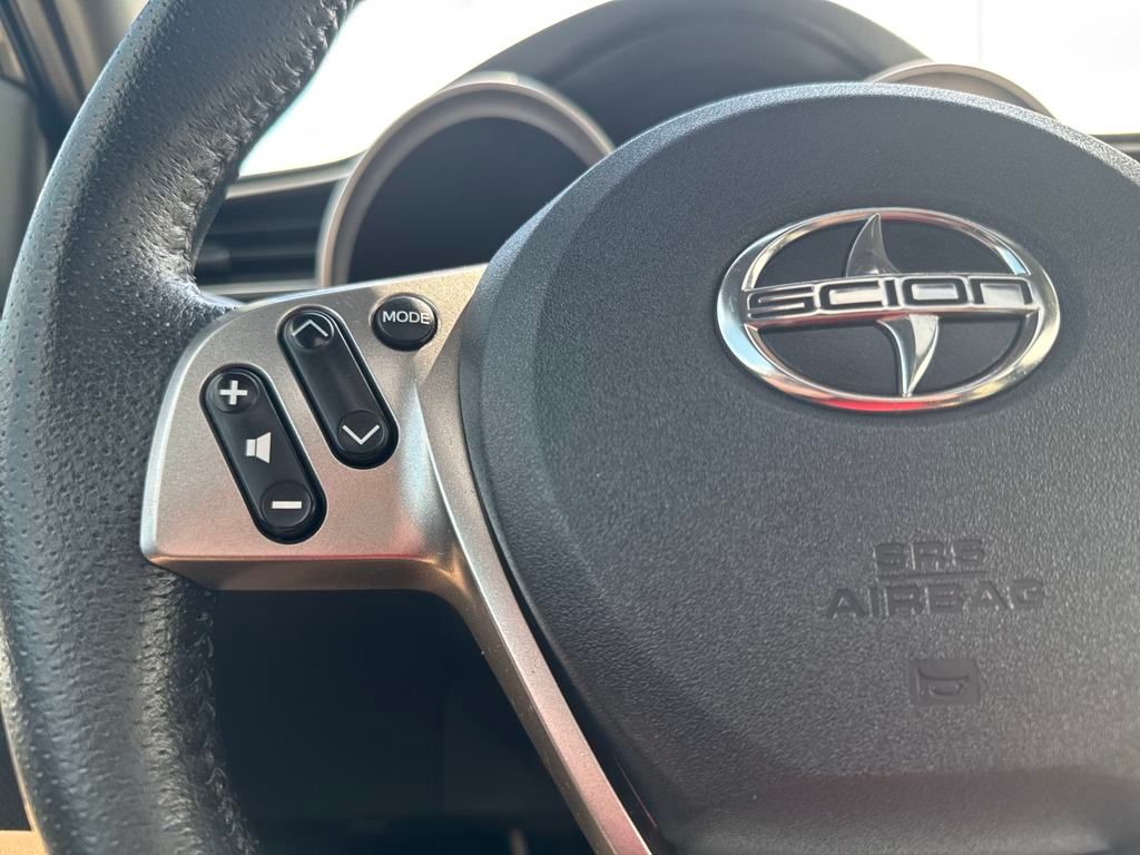 Vehicle image 16 of 45