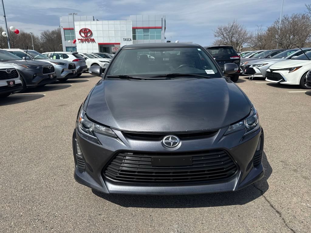 Vehicle image 4 of 45