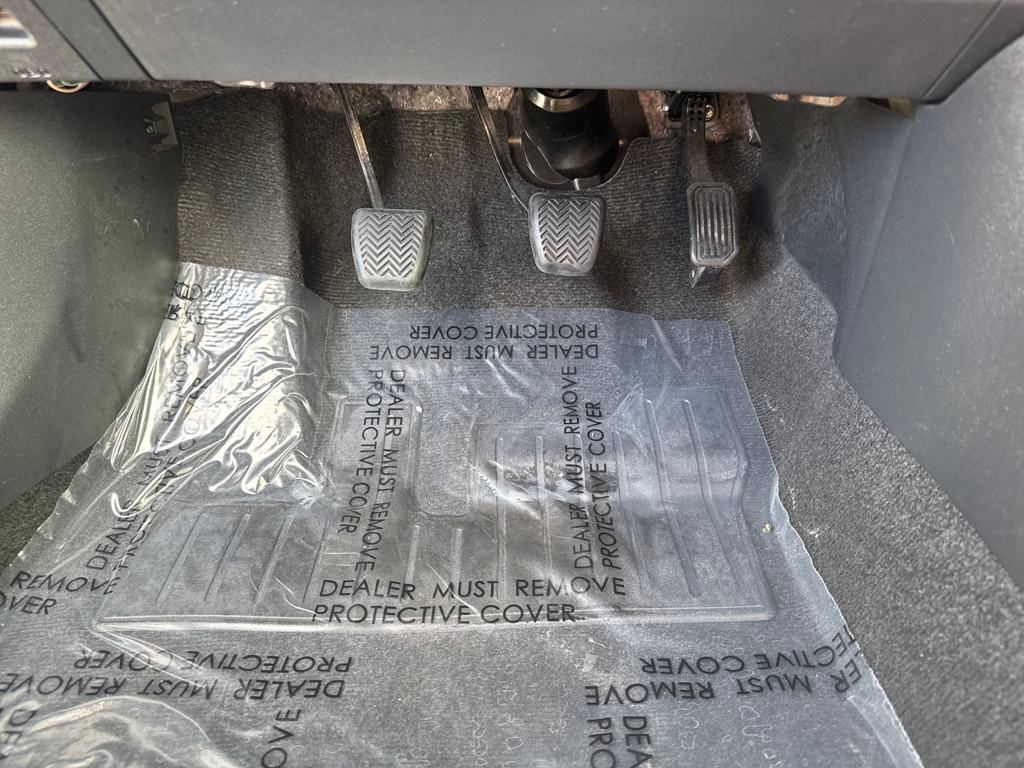 Vehicle image 43 of 45