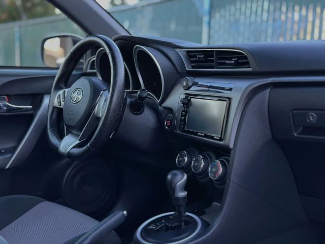 2016 Scion tC Release Series 10.0 Image 17 of 27
