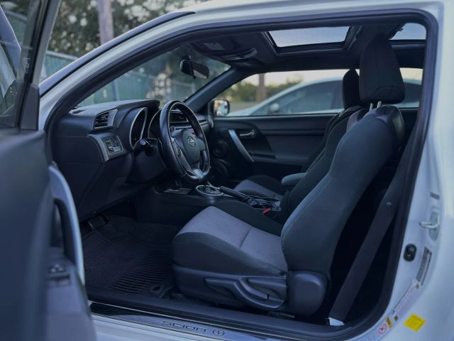 2016 Scion tC Release Series 10.0 Image 14 of 27