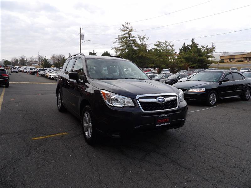 2016 Subaru Forester 2.5i Image 2 of 27