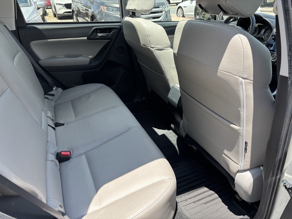 2016 Subaru Forester 2.5i Limited Image 15 of 38