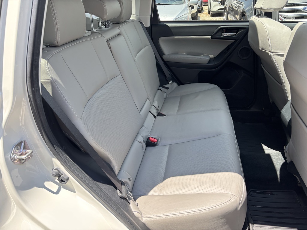 2016 Subaru Forester 2.5i Limited Image 14 of 38