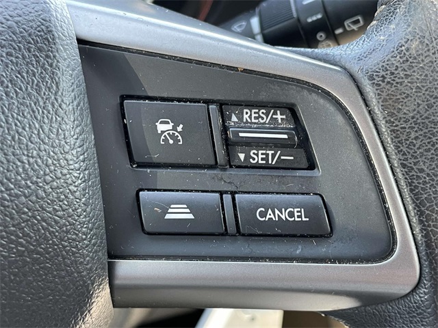 Vehicle image 31 of 39