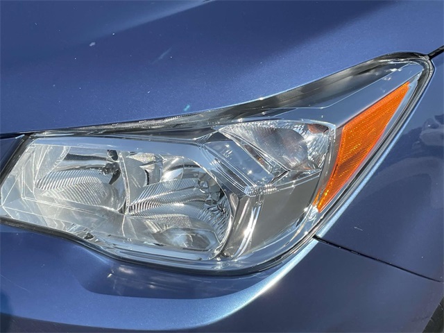 Vehicle image 35 of 39