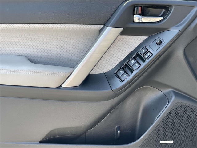 Vehicle image 22 of 39