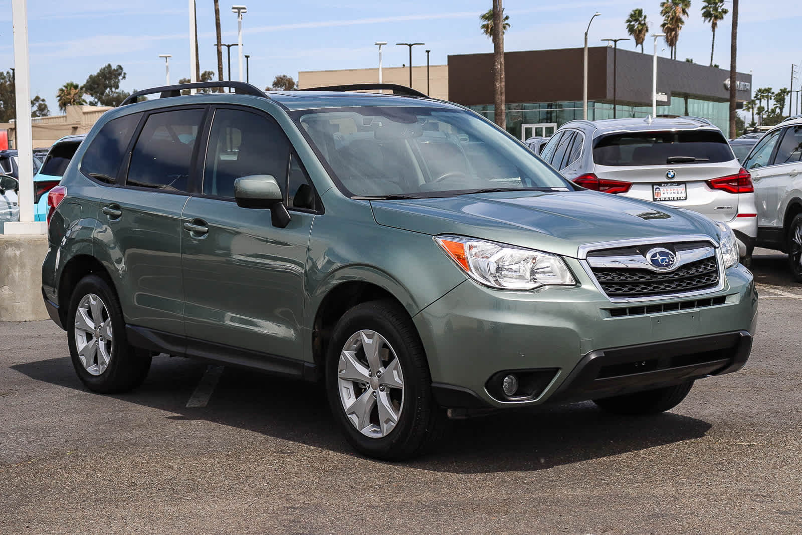 2016 Subaru Forester 2.5i Premium Image 3 of 35