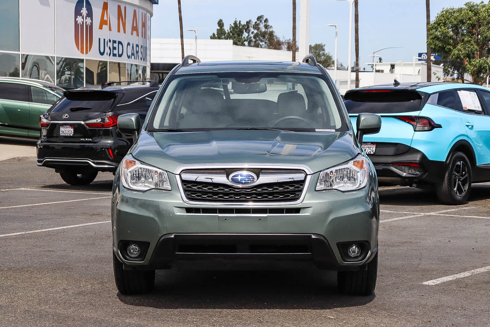 2016 Subaru Forester 2.5i Premium Image 2 of 35