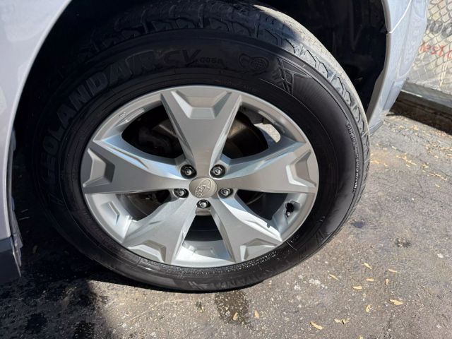 2016 Subaru Forester 2.5i Image 44 of 45