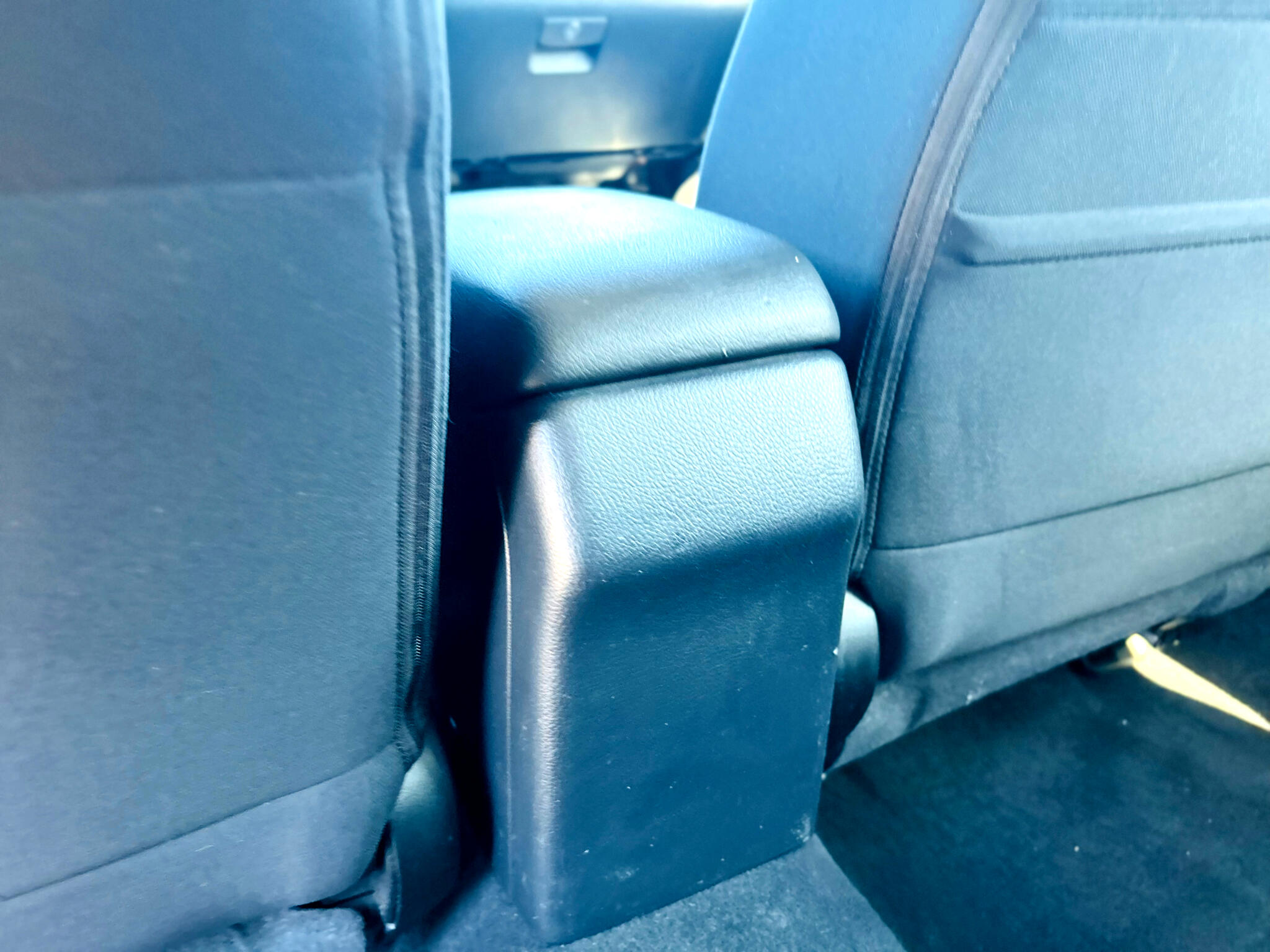 2016 Subaru Impreza 2.0i Image 18 of 50