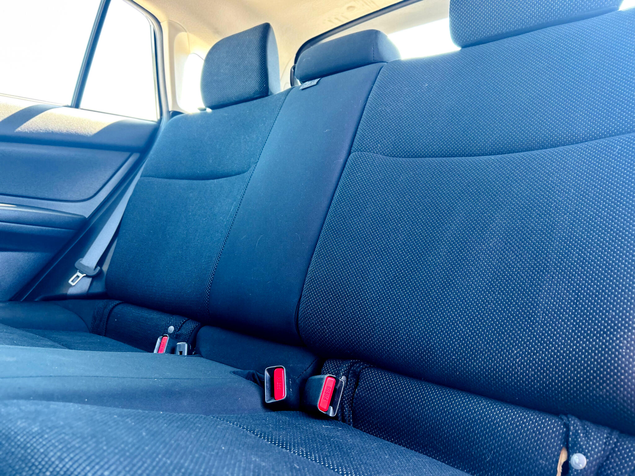 2016 Subaru Impreza 2.0i Image 21 of 50