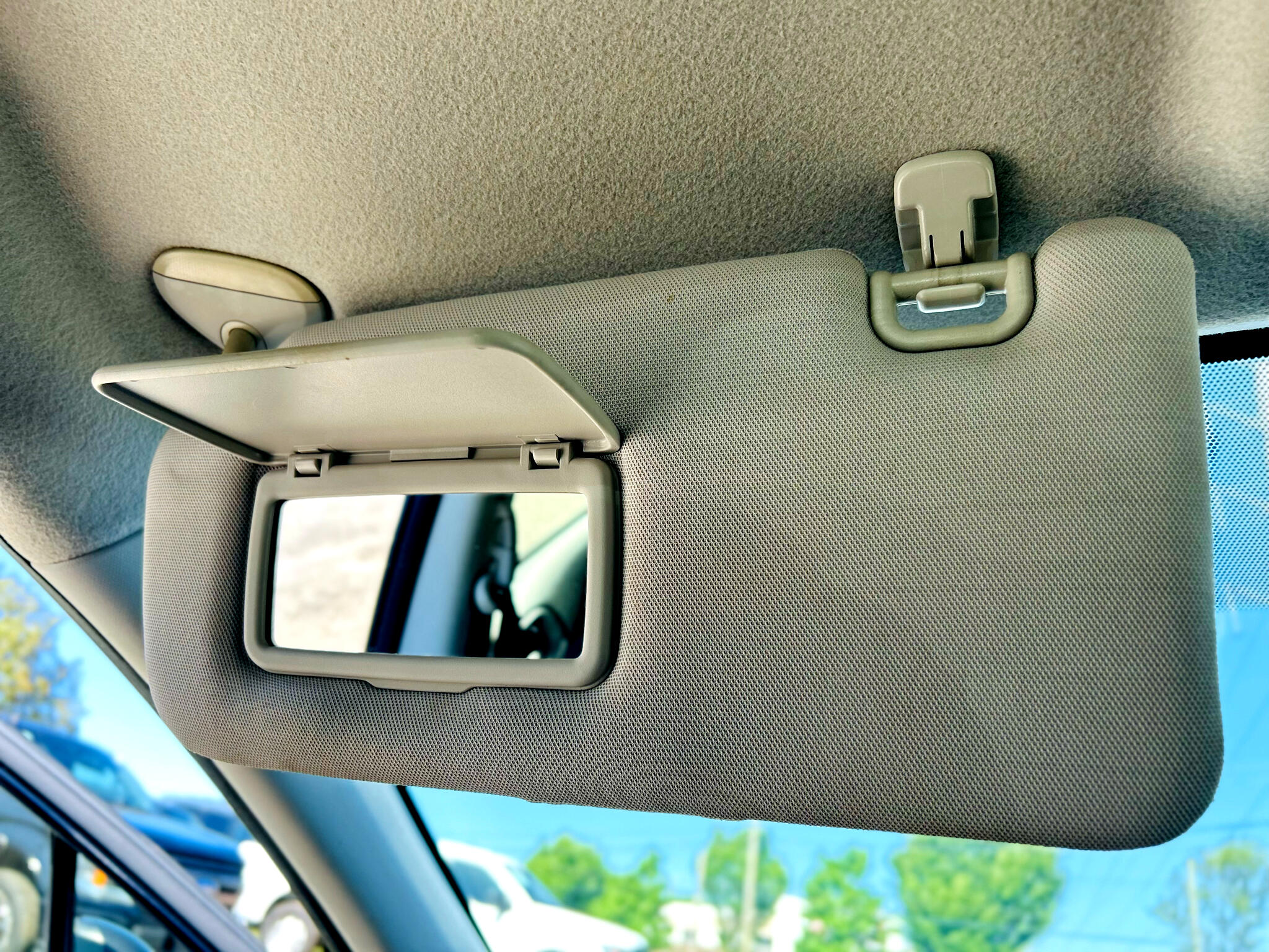 2016 Subaru Impreza 2.0i Image 33 of 50