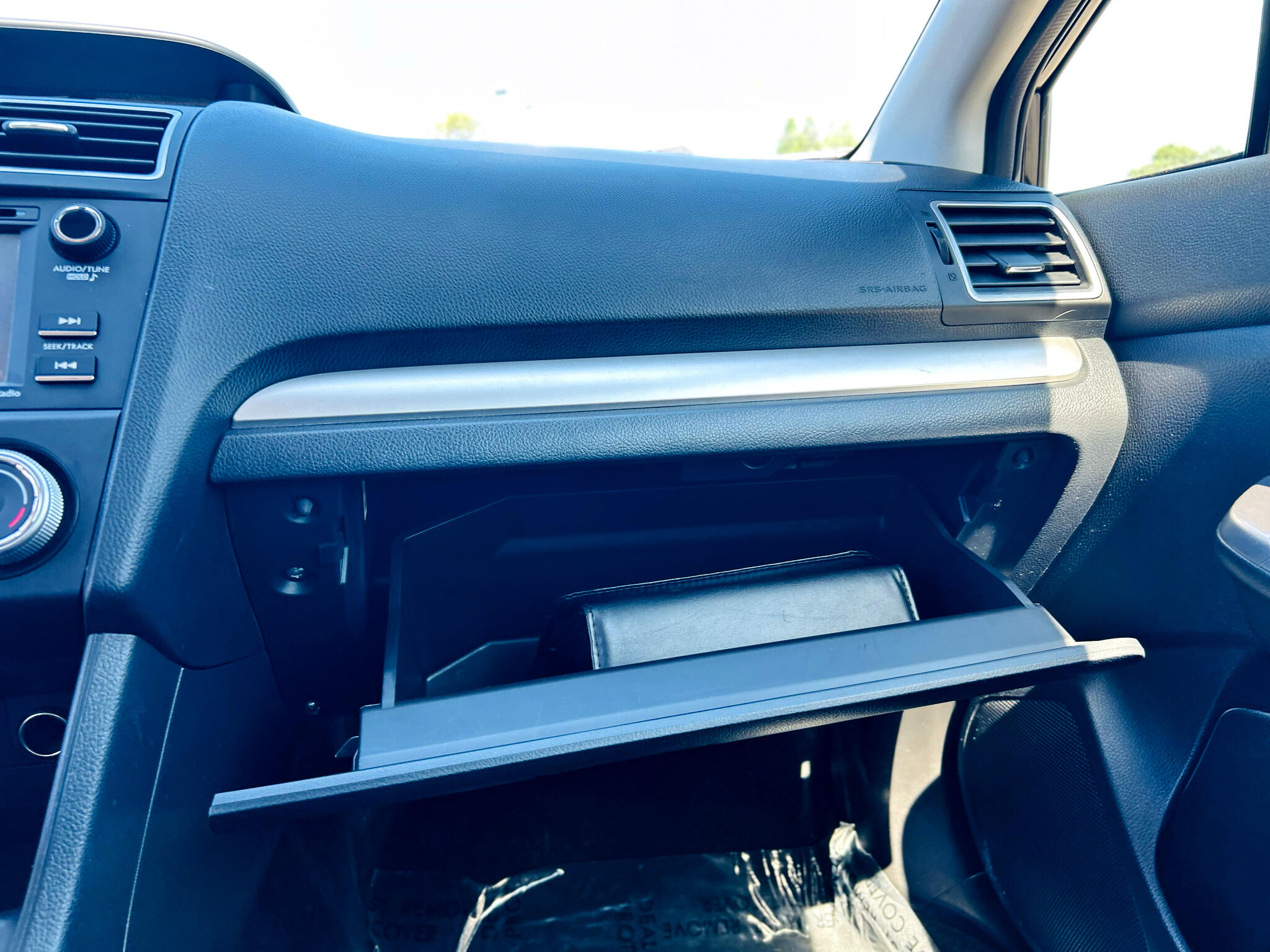 2016 Subaru Impreza 2.0i Image 39 of 50