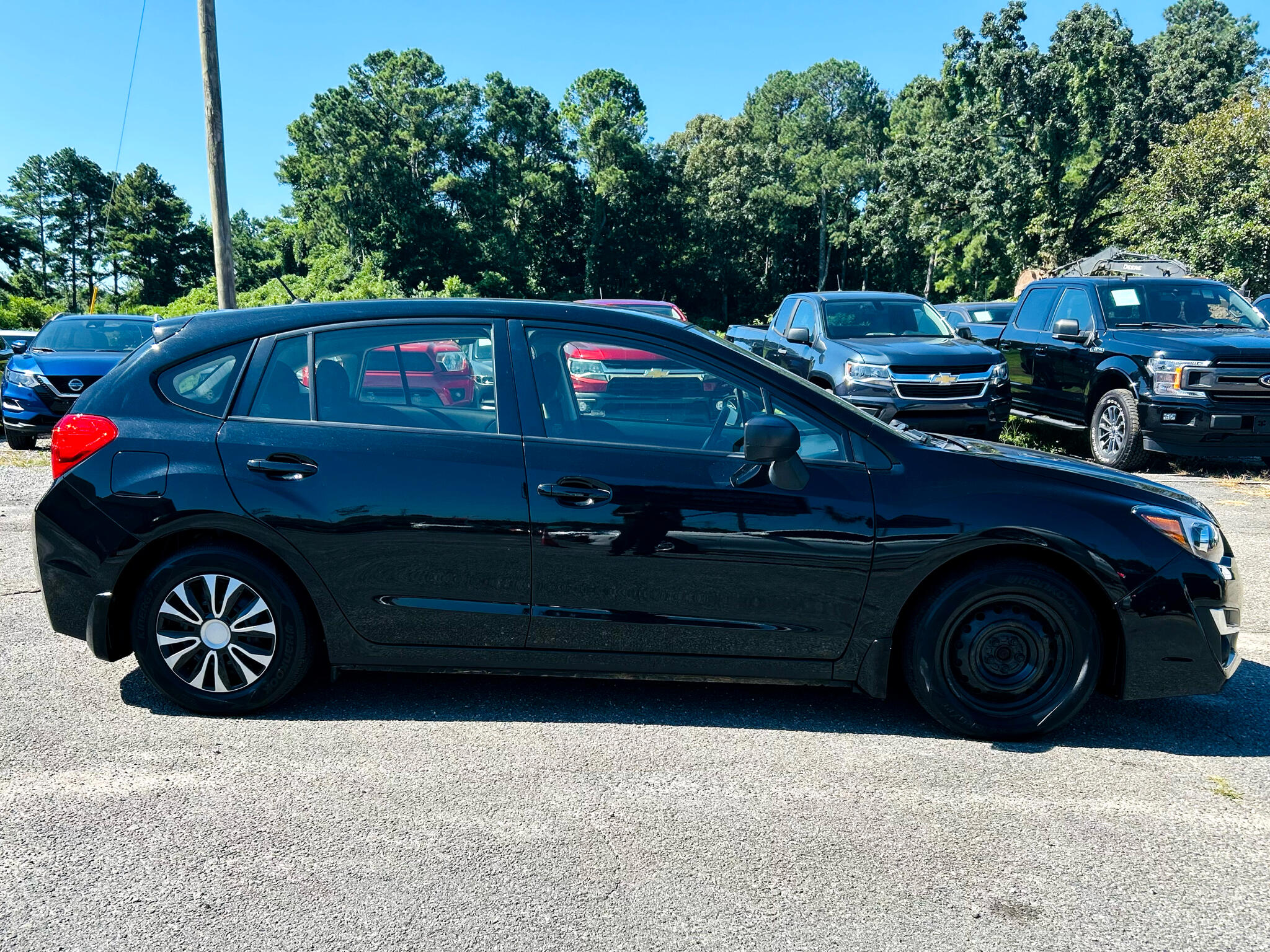 2016 Subaru Impreza 2.0i Image 7 of 50