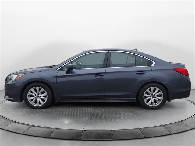 2016 Subaru Legacy 2.5i Premium Image 8 of 10