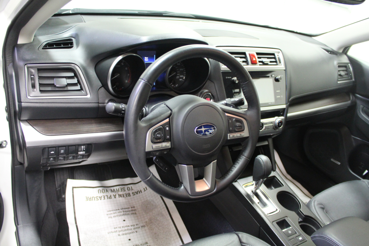 2016 Subaru Legacy 2.5i Limited Image 7 of 40
