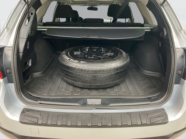 2016 Subaru Outback 2.5i Premium Image 15 of 30