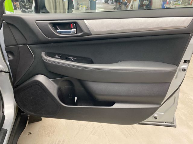 2016 Subaru Outback 2.5i Premium Image 27 of 30