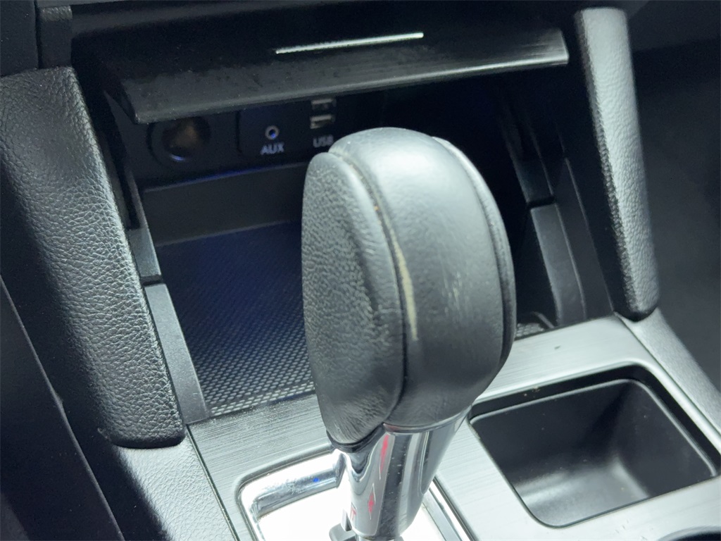 2016 Subaru Outback 3.6R Limited Image 33 of 59
