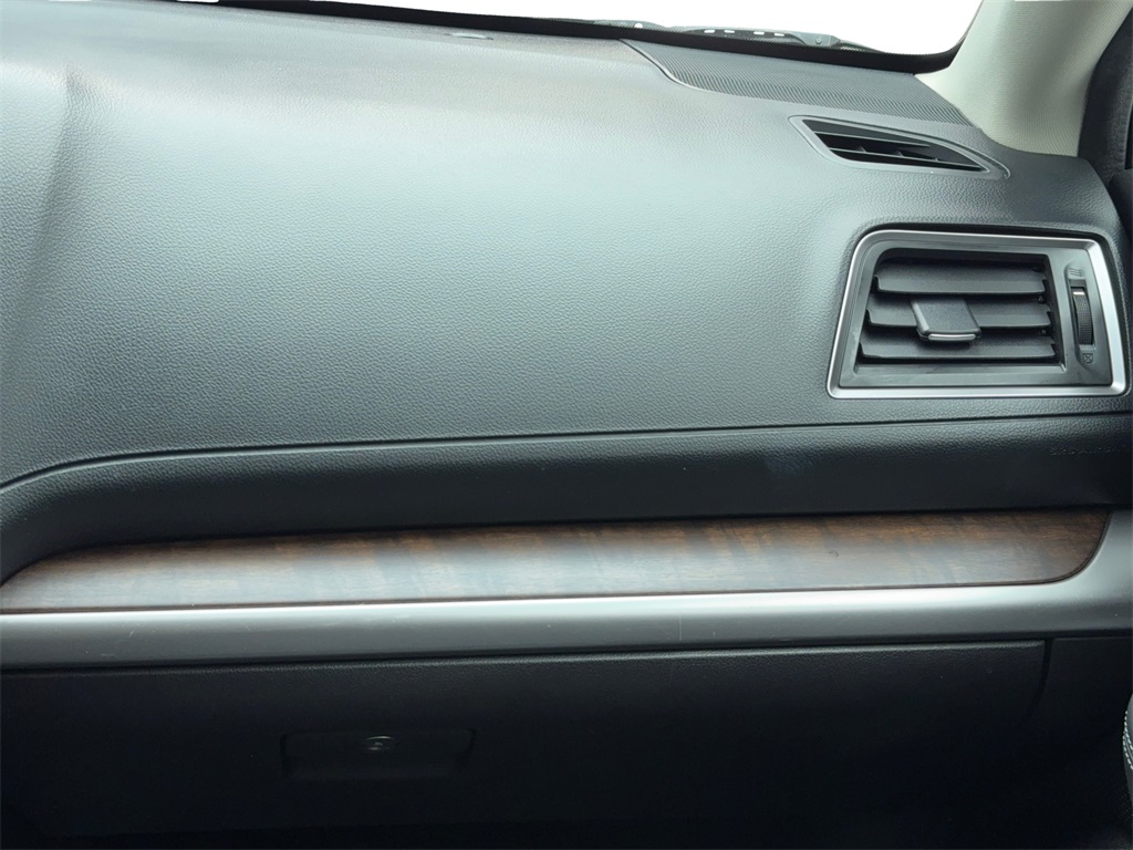 2016 Subaru Outback 3.6R Limited Image 57 of 59