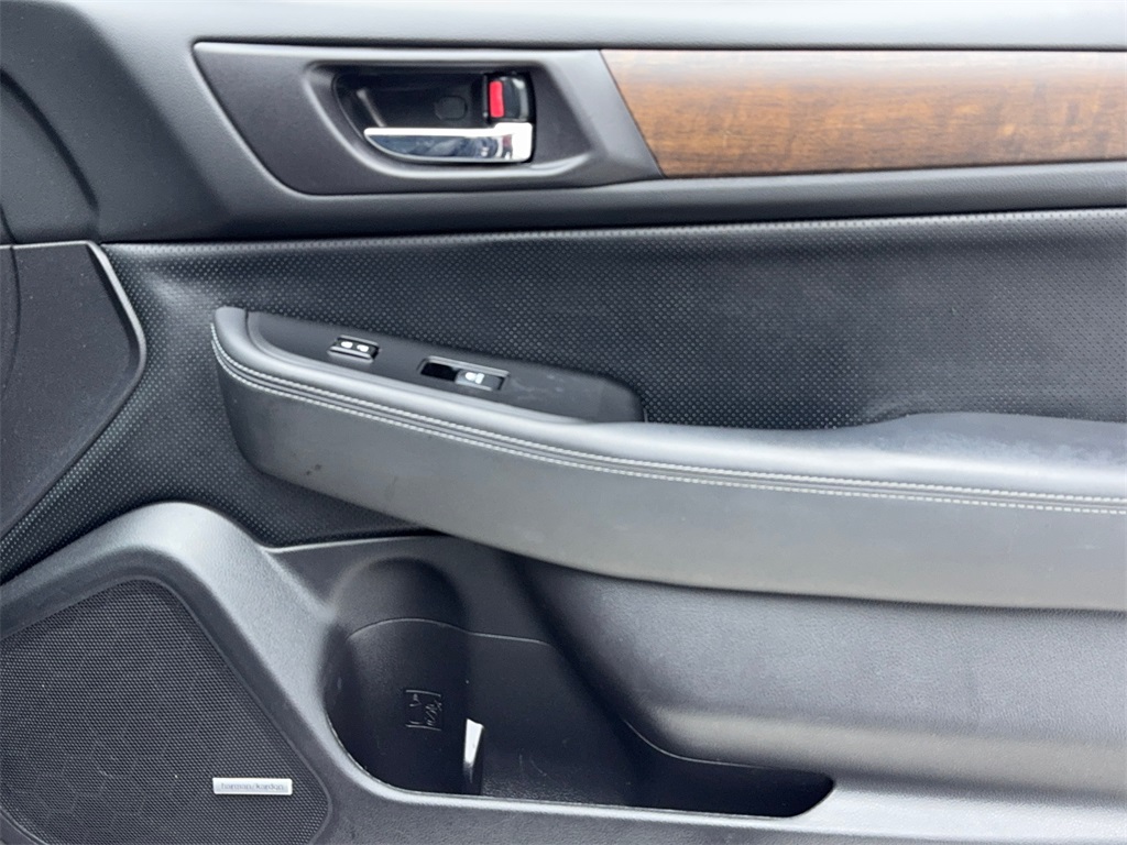 2016 Subaru Outback 3.6R Limited Image 37 of 59