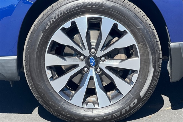 2016 Subaru Outback 3.6R Limited Image 10 of 33