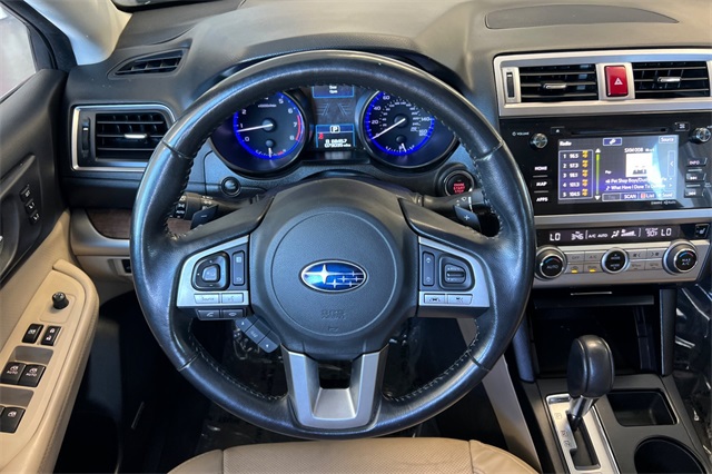 2016 Subaru Outback 3.6R Limited Image 15 of 33