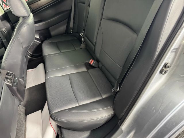 Vehicle image 17 of 50