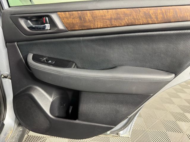 Vehicle image 34 of 50