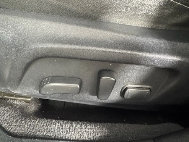 Vehicle image 49 of 50