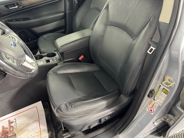 Vehicle image 19 of 50