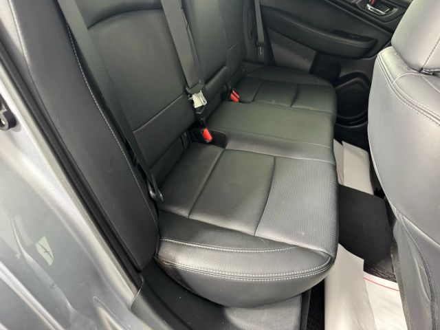 Vehicle image 18 of 50
