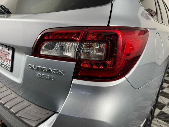 Vehicle image 43 of 50
