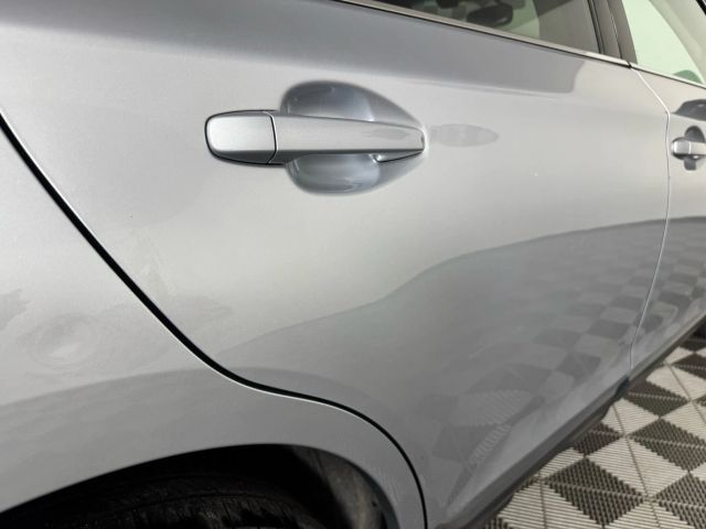 Vehicle image 39 of 50