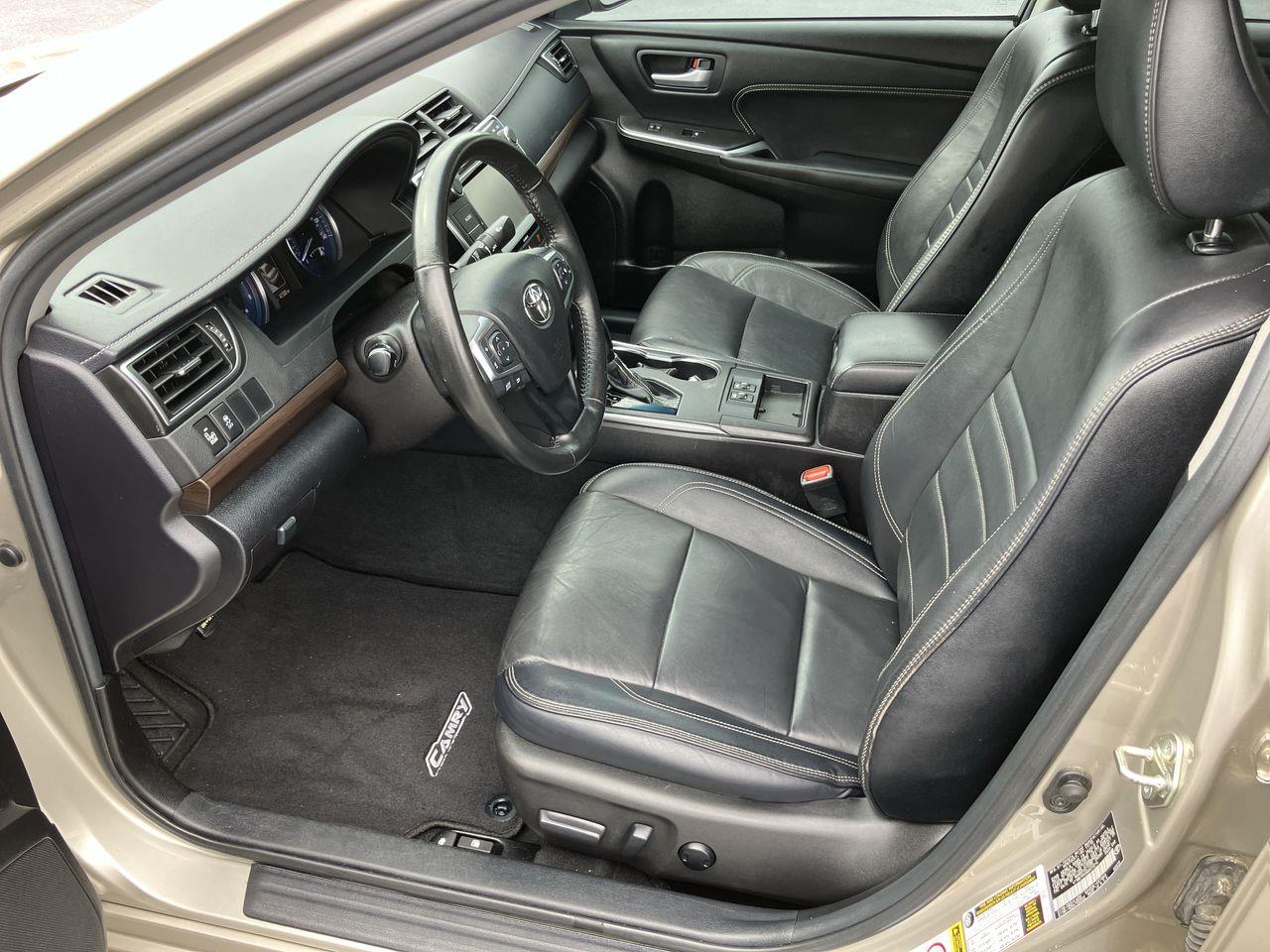 Vehicle image 13 of 33