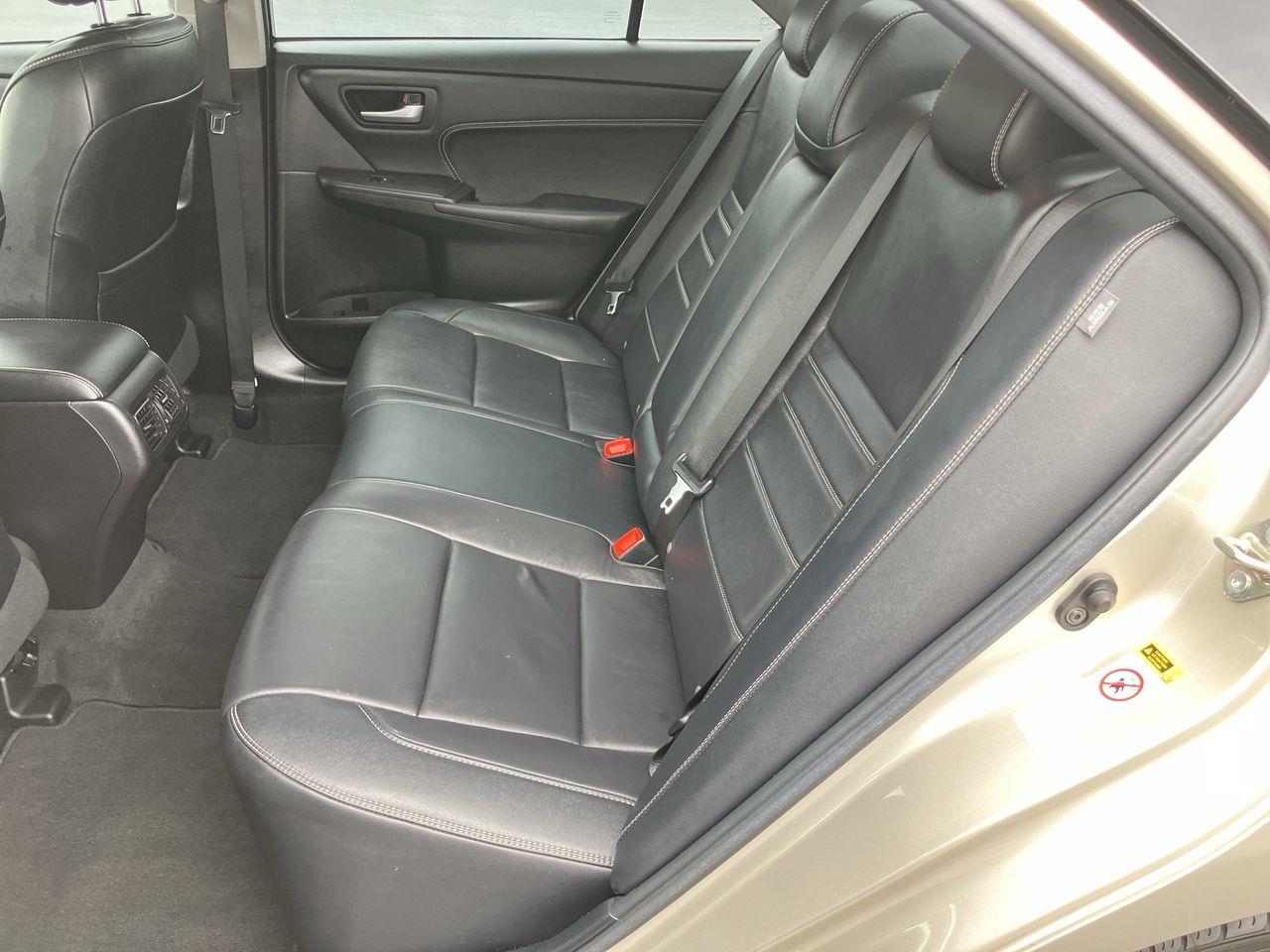 Vehicle image 24 of 33