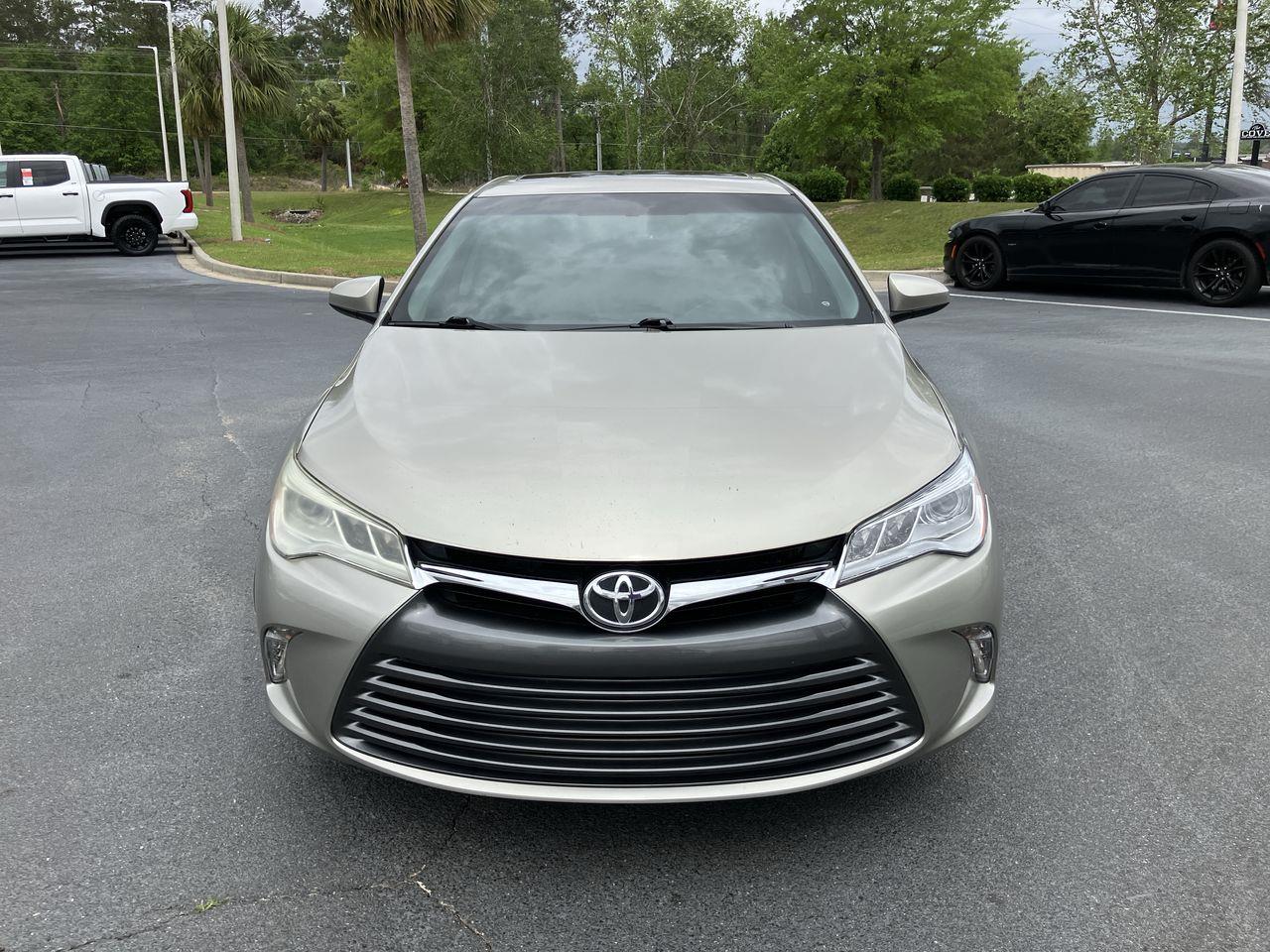 Vehicle image 2 of 33