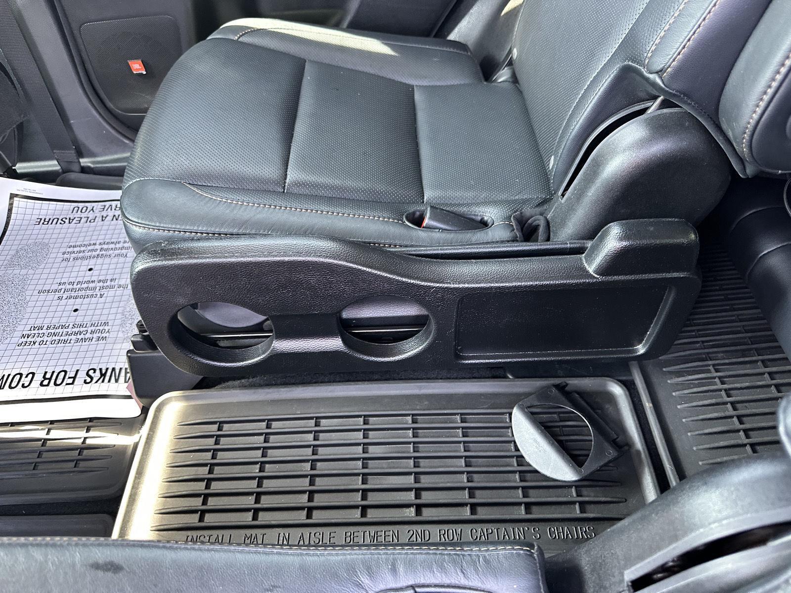 Vehicle image 13 of 28